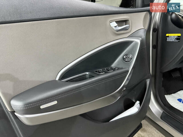 Хендай Санта Фе 2018 в Кременце на Automoto.ua Серый Хендай Санта Фе, объемом двигателя 2.4 л и пробегом 67 тыс. км за 19000 $, фото 30 на Automoto.ua