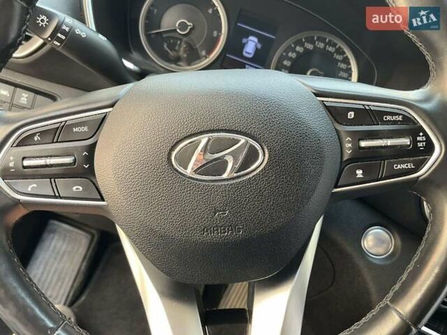 Серый Хендай Санта Фе, объемом двигателя 2.2 л и пробегом 75 тыс. км за 31050 $, фото 42 на Automoto.ua