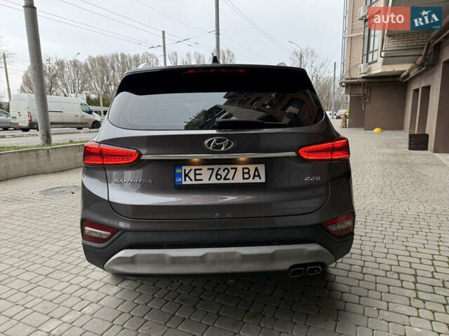 Серый Хендай Санта Фе, объемом двигателя 2.2 л и пробегом 85 тыс. км за 26500 $, фото 3 на Automoto.ua