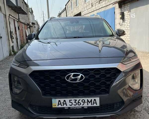 Серый Хендай Санта Фе, объемом двигателя 2.2 л и пробегом 75 тыс. км за 31050 $, фото 4 на Automoto.ua
