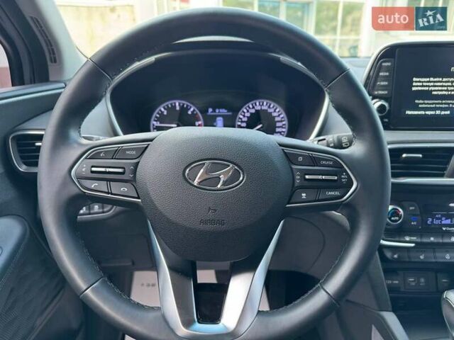 Сірий Хендай Санта Фе, об'ємом двигуна 2 л та пробігом 75 тис. км за 24900 $, фото 11 на Automoto.ua
