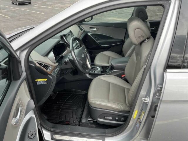 Сірий Хендай Санта Фе, об'ємом двигуна 3.3 л та пробігом 48 тис. км за 3200 $, фото 7 на Automoto.ua