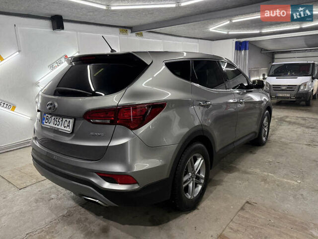 Хендай Санта Фе 2018 в Кременце на Automoto.ua Серый Хендай Санта Фе, объемом двигателя 2.4 л и пробегом 67 тыс. км за 19000 $, фото 8 на Automoto.ua