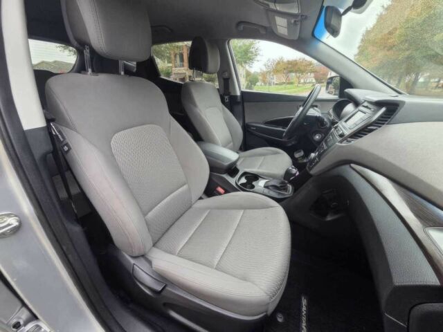 Сірий Хендай Санта Фе, об'ємом двигуна 2.4 л та пробігом 36 тис. км за 10300 $, фото 9 на Automoto.ua