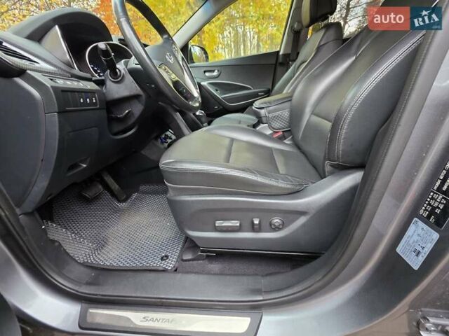 Сірий Хендай Санта Фе, об'ємом двигуна 2.2 л та пробігом 201 тис. км за 21500 $, фото 11 на Automoto.ua