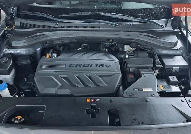 Хендай Санта Фе 2018 в Черкассах на Automoto.ua Серый Хендай Санта Фе, объемом двигателя 2 л и пробегом 134 тыс. км за 25500 $, фото 19 на Automoto.ua