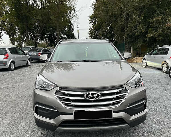 Серый Хендай Санта Фе, объемом двигателя 2.36 л и пробегом 80 тыс. км за 15500 $, фото 1 на Automoto.ua