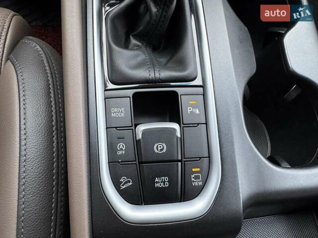 Серый Хендай Санта Фе, объемом двигателя 2.2 л и пробегом 158 тыс. км за 29700 $, фото 1 на Automoto.ua