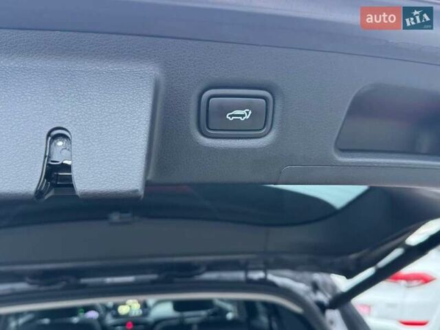 Серый Хендай Санта Фе, объемом двигателя 2 л и пробегом 95 тыс. км за 25500 $, фото 12 на Automoto.ua