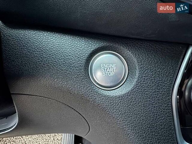 Серый Хендай Санта Фе, объемом двигателя 2 л и пробегом 95 тыс. км за 25500 $, фото 18 на Automoto.ua