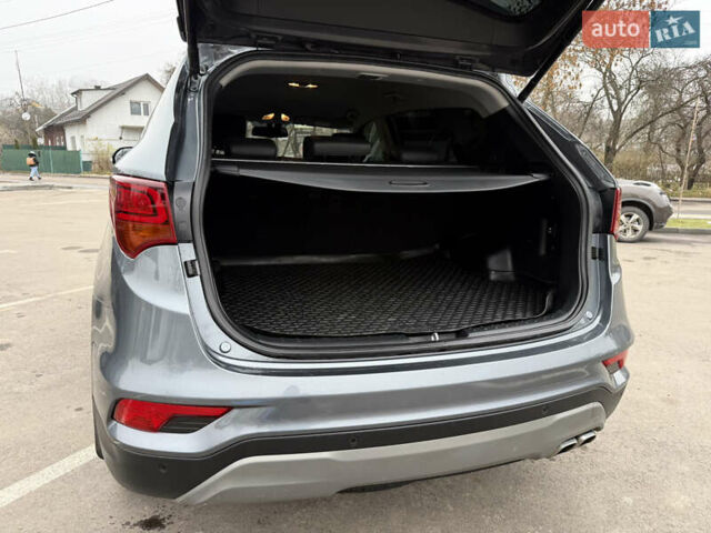 Сірий Хендай Санта Фе, об'ємом двигуна 2.2 л та пробігом 169 тис. км за 19399 $, фото 40 на Automoto.ua