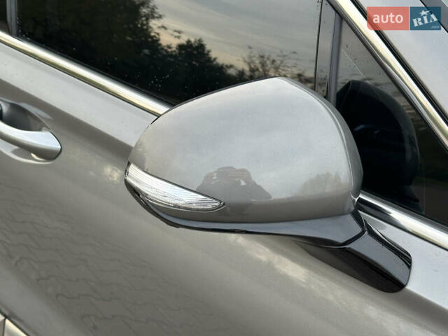 Серый Хендай Санта Фе, объемом двигателя 2.2 л и пробегом 131 тыс. км за 29200 $, фото 21 на Automoto.ua