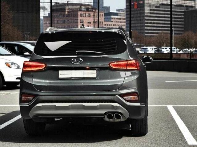 Серый Хендай Санта Фе, объемом двигателя 0 л и пробегом 68 тыс. км за 12000 $, фото 3 на Automoto.ua