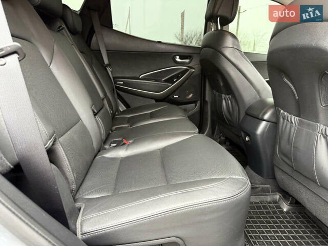Сірий Хендай Санта Фе, об'ємом двигуна 2.2 л та пробігом 169 тис. км за 19399 $, фото 45 на Automoto.ua