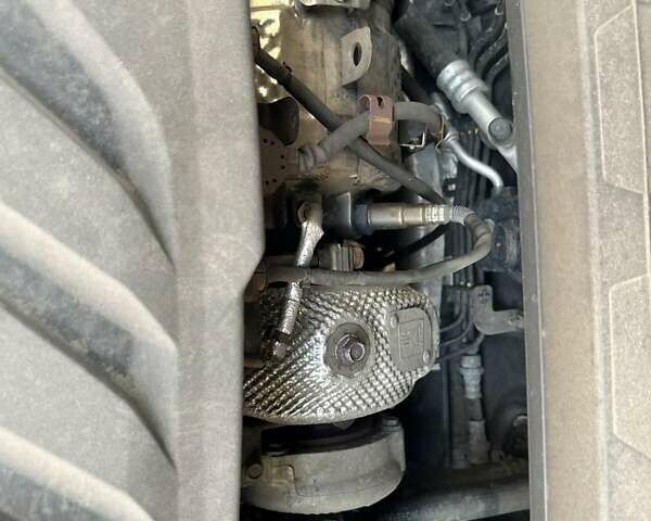 Серый Хендай Санта Фе, объемом двигателя 2.2 л и пробегом 75 тыс. км за 31050 $, фото 33 на Automoto.ua