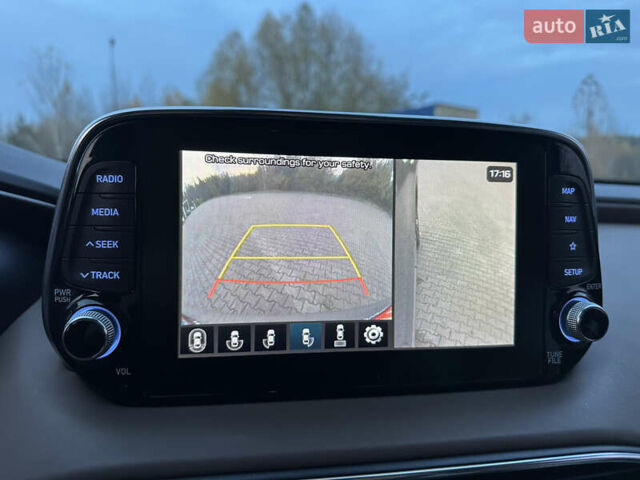 Серый Хендай Санта Фе, объемом двигателя 2.2 л и пробегом 131 тыс. км за 29200 $, фото 114 на Automoto.ua