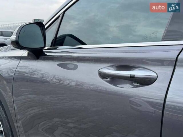 Серый Хендай Санта Фе, объемом двигателя 2 л и пробегом 95 тыс. км за 25500 $, фото 8 на Automoto.ua