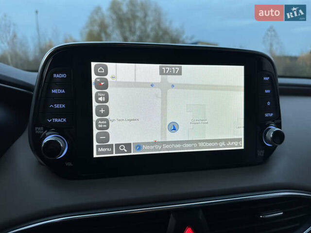 Серый Хендай Санта Фе, объемом двигателя 2.2 л и пробегом 131 тыс. км за 29200 $, фото 118 на Automoto.ua