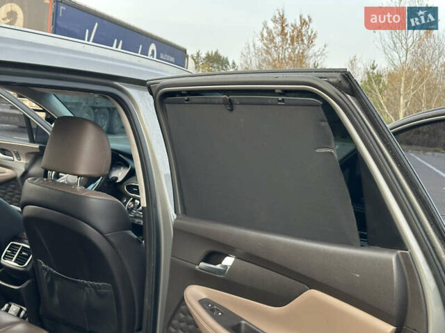 Серый Хендай Санта Фе, объемом двигателя 2.2 л и пробегом 131 тыс. км за 29200 $, фото 57 на Automoto.ua