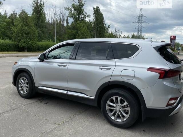 Серый Хендай Санта Фе, объемом двигателя 2.36 л и пробегом 69 тыс. км за 23500 $, фото 33 на Automoto.ua
