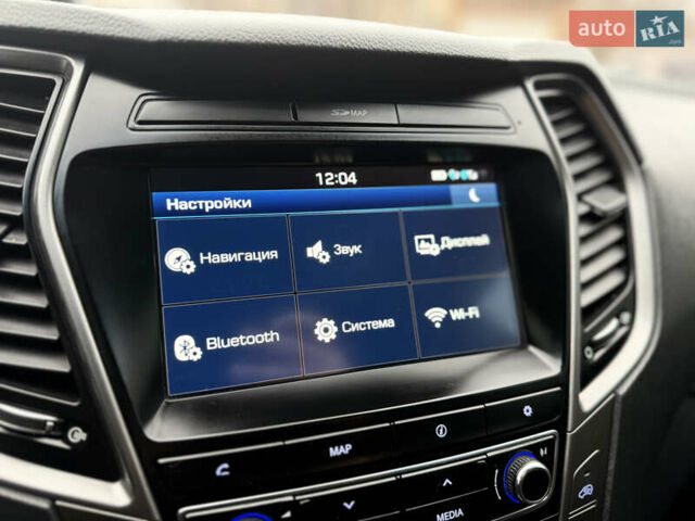 Сірий Хендай Санта Фе, об'ємом двигуна 2.2 л та пробігом 169 тис. км за 19399 $, фото 25 на Automoto.ua