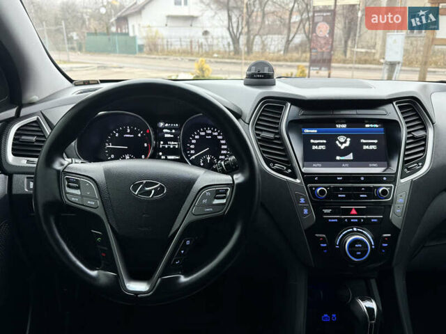 Сірий Хендай Санта Фе, об'ємом двигуна 2.2 л та пробігом 169 тис. км за 19399 $, фото 57 на Automoto.ua