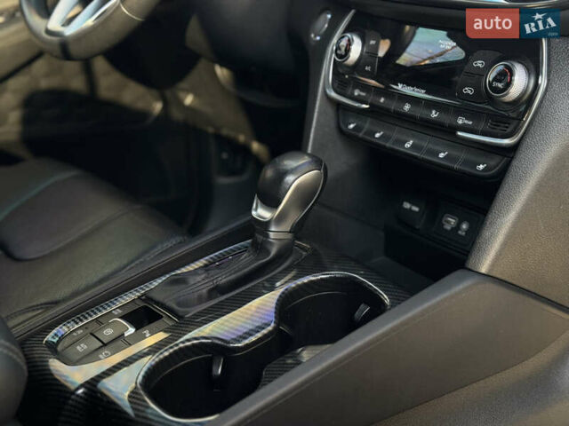 Серый Хендай Санта Фе, объемом двигателя 2 л и пробегом 148 тыс. км за 24400 $, фото 24 на Automoto.ua