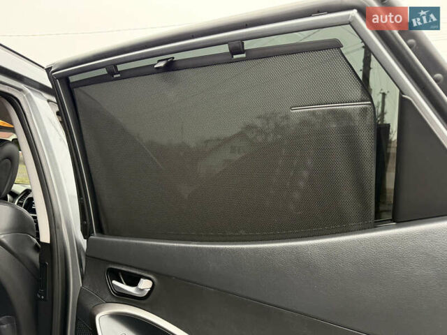 Сірий Хендай Санта Фе, об'ємом двигуна 2.2 л та пробігом 169 тис. км за 19399 $, фото 47 на Automoto.ua