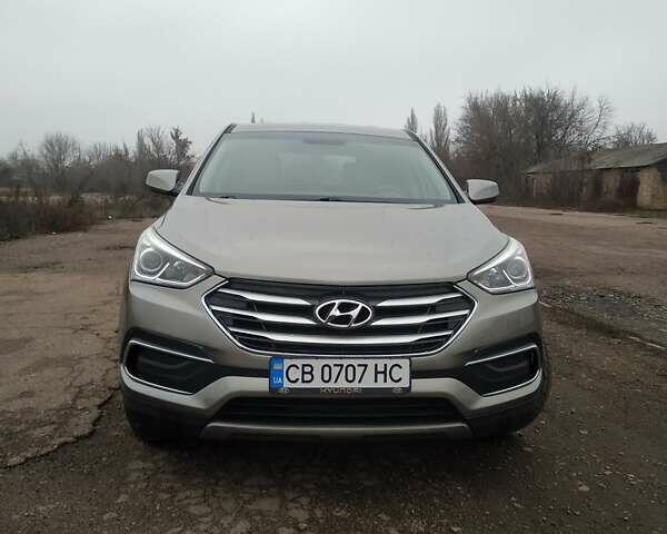 Серый Хендай Санта Фе, объемом двигателя 2.36 л и пробегом 182 тыс. км за 16500 $, фото 5 на Automoto.ua