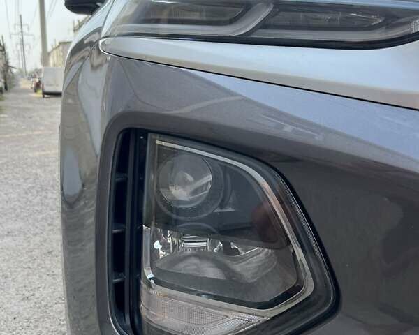 Серый Хендай Санта Фе, объемом двигателя 2.2 л и пробегом 75 тыс. км за 31050 $, фото 34 на Automoto.ua