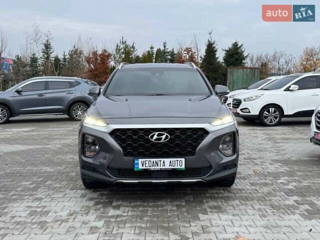 Серый Хендай Санта Фе, объемом двигателя 2 л и пробегом 95 тыс. км за 25500 $, фото 2 на Automoto.ua