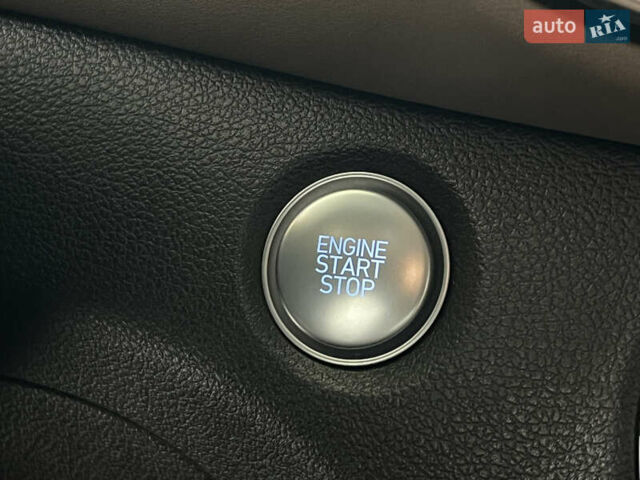 Серый Хендай Санта Фе, объемом двигателя 2.2 л и пробегом 30 тыс. км за 35000 $, фото 35 на Automoto.ua