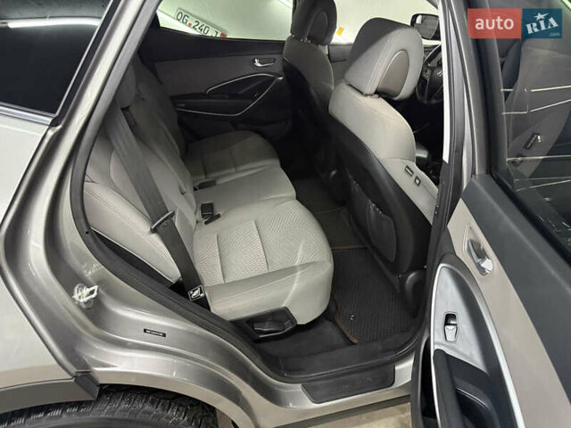 Хендай Санта Фе 2018 в Кременце на Automoto.ua Серый Хендай Санта Фе, объемом двигателя 2.4 л и пробегом 67 тыс. км за 19000 $, фото 23 на Automoto.ua