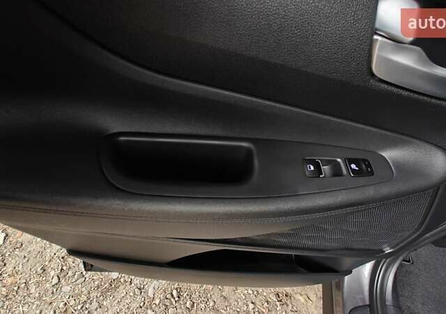 Хендай Санта Фе 2018 в Черкассах на Automoto.ua Серый Хендай Санта Фе, объемом двигателя 2 л и пробегом 134 тыс. км за 25500 $, фото 11 на Automoto.ua