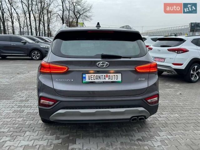 Серый Хендай Санта Фе, объемом двигателя 2 л и пробегом 95 тыс. км за 25500 $, фото 5 на Automoto.ua