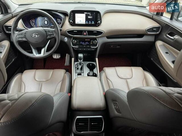 Серый Хендай Санта Фе, объемом двигателя 2.2 л и пробегом 158 тыс. км за 29700 $, фото 14 на Automoto.ua