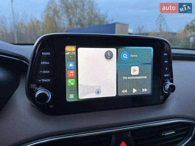 Серый Хендай Санта Фе, объемом двигателя 2.2 л и пробегом 131 тыс. км за 29200 $, фото 119 на Automoto.ua