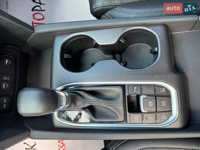 Сірий Хендай Санта Фе, об'ємом двигуна 2 л та пробігом 75 тис. км за 24900 $, фото 14 на Automoto.ua