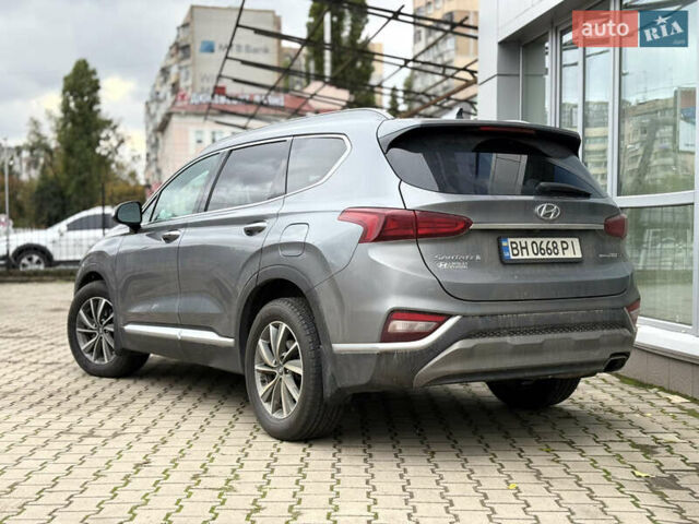 Серый Хендай Санта Фе, объемом двигателя 2 л и пробегом 103 тыс. км за 26000 $, фото 5 на Automoto.ua