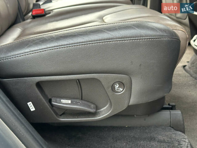 Серый Хендай Санта Фе, объемом двигателя 2.2 л и пробегом 131 тыс. км за 29200 $, фото 58 на Automoto.ua