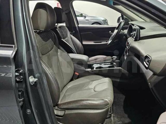 Серый Хендай Санта Фе, объемом двигателя 0 л и пробегом 68 тыс. км за 12000 $, фото 6 на Automoto.ua