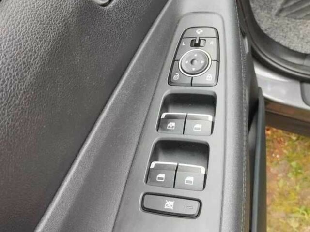 Сірий Хендай Санта Фе, об'ємом двигуна 2 л та пробігом 140 тис. км за 21000 $, фото 11 на Automoto.ua