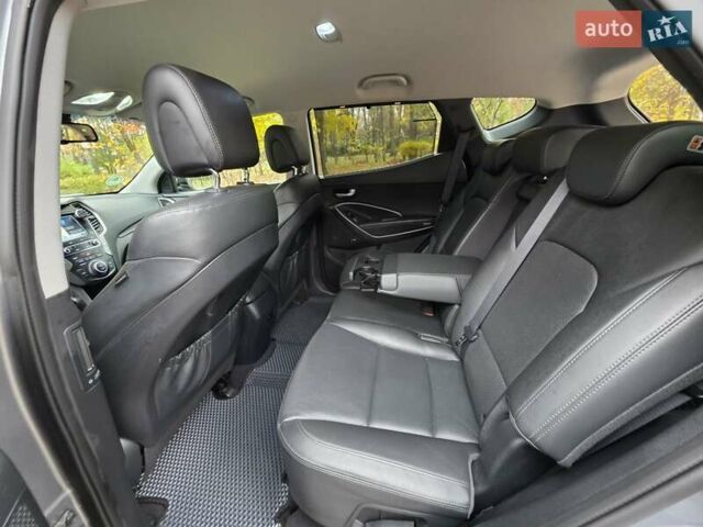 Сірий Хендай Санта Фе, об'ємом двигуна 2.2 л та пробігом 201 тис. км за 21500 $, фото 14 на Automoto.ua