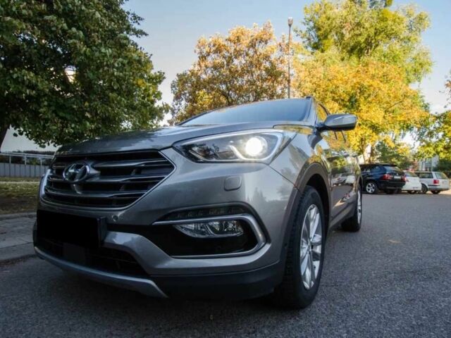 Сірий Хендай Санта Фе, об'ємом двигуна 2 л та пробігом 104 тис. км за 14000 $, фото 2 на Automoto.ua