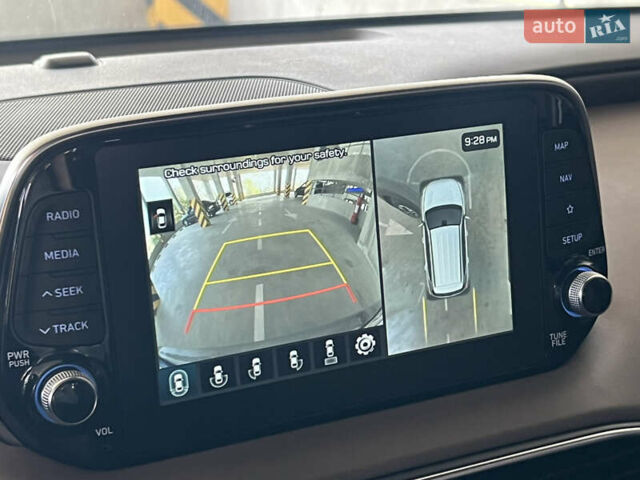 Серый Хендай Санта Фе, объемом двигателя 2.2 л и пробегом 30 тыс. км за 35000 $, фото 32 на Automoto.ua