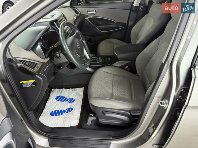 Хендай Санта Фе 2018 в Кременце на Automoto.ua Серый Хендай Санта Фе, объемом двигателя 2.4 л и пробегом 67 тыс. км за 19000 $, фото 31 на Automoto.ua