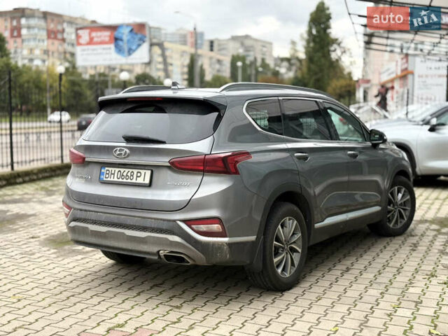 Серый Хендай Санта Фе, объемом двигателя 2 л и пробегом 103 тыс. км за 26000 $, фото 4 на Automoto.ua