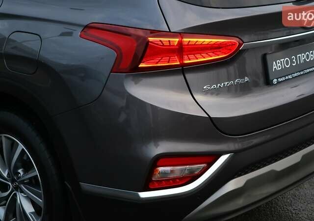 Серый Хендай Санта Фе, объемом двигателя 2.2 л и пробегом 193 тыс. км за 26268 $, фото 28 на Automoto.ua