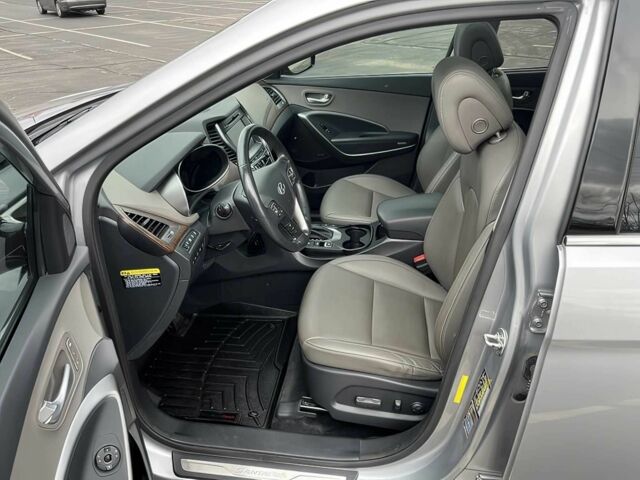 Сірий Хендай Санта Фе, об'ємом двигуна 3.3 л та пробігом 45 тис. км за 13900 $, фото 7 на Automoto.ua