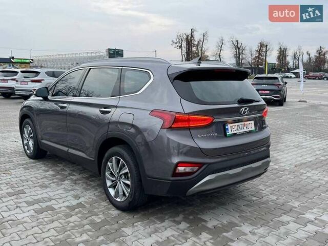 Серый Хендай Санта Фе, объемом двигателя 2 л и пробегом 95 тыс. км за 25500 $, фото 6 на Automoto.ua